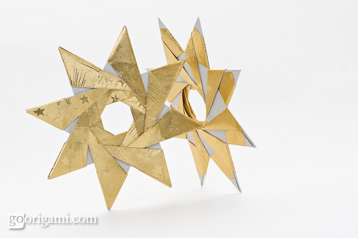 8-Pointed Origami Stars by Maria Sinayskaya, two designs - Go Origami