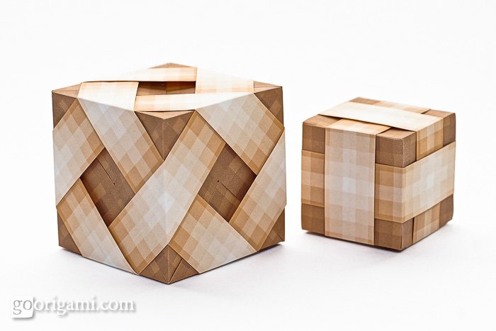 Origami Cubes by Tomoko Fuse