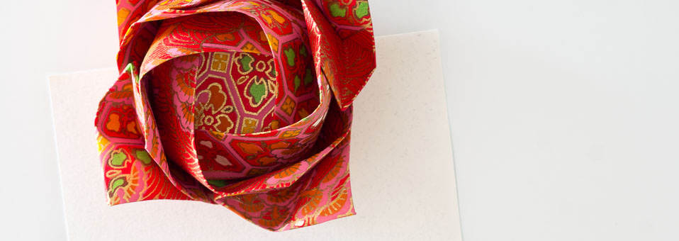 Kawasaki Rose as an Origami Magnet