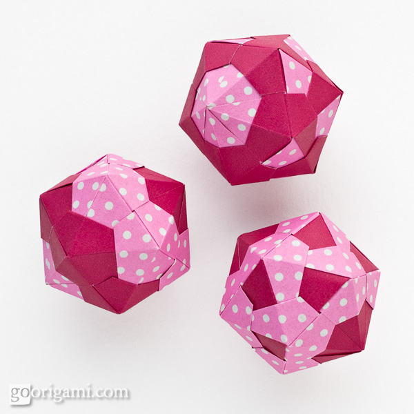 Origami Paper, Dotted Pattern, Jong Ie Nara (Korea) - Go Origami